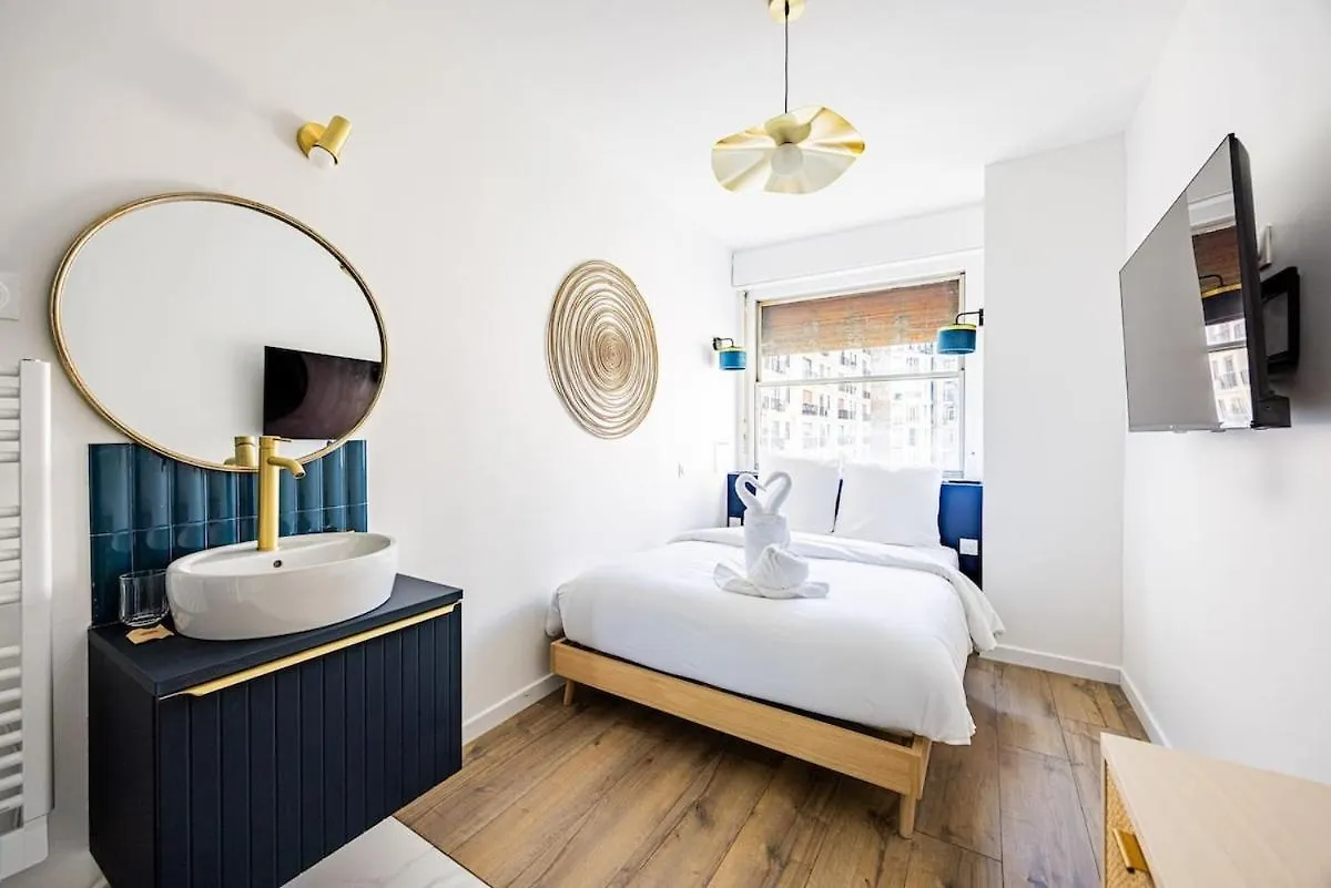 3 Bedroom Apartment #3Sdb#Champ De Mars# Eiffel Tower Paris