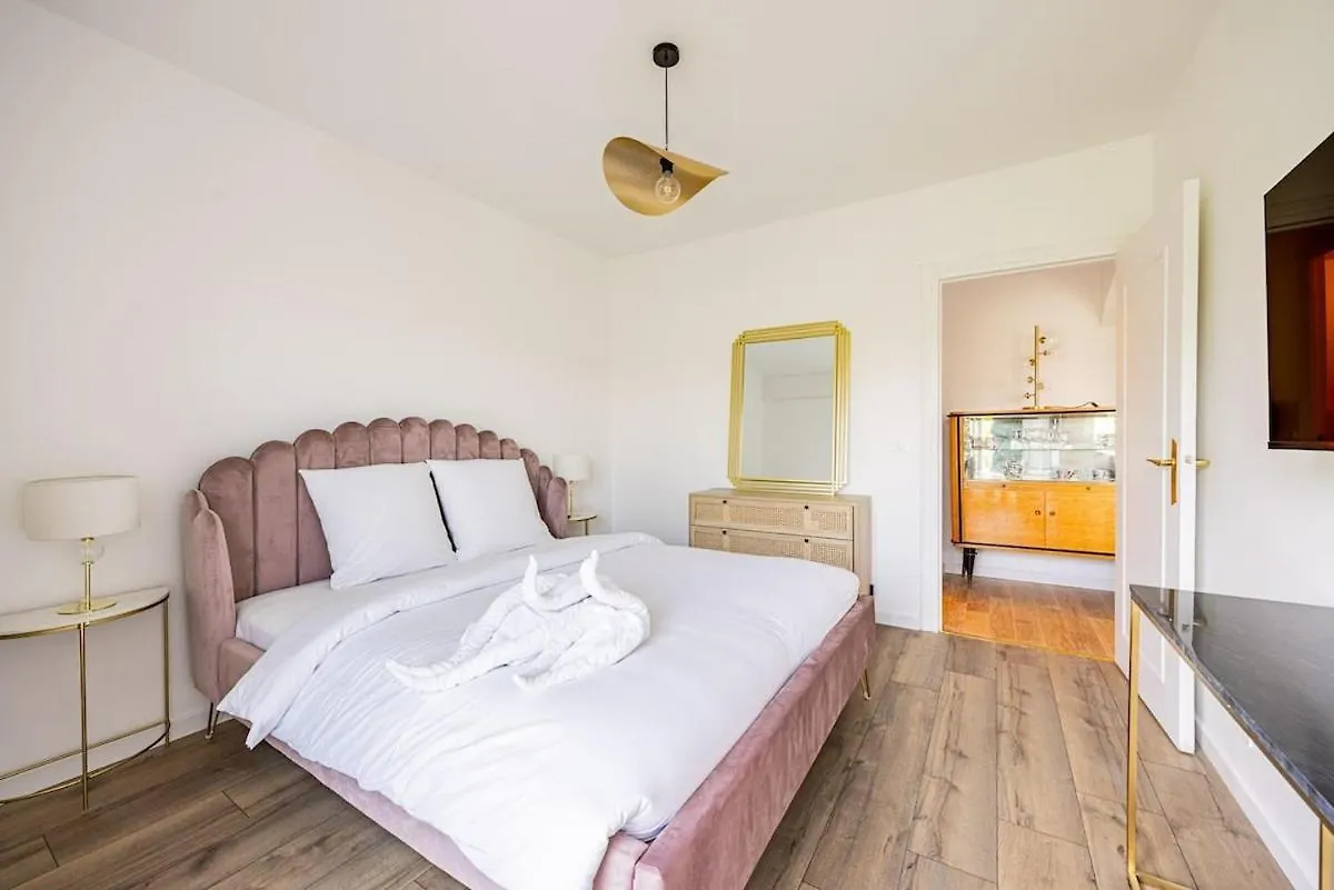 3 Bedroom Apartment #3Sdb#Champ De Mars# Eiffel Tower Parijs